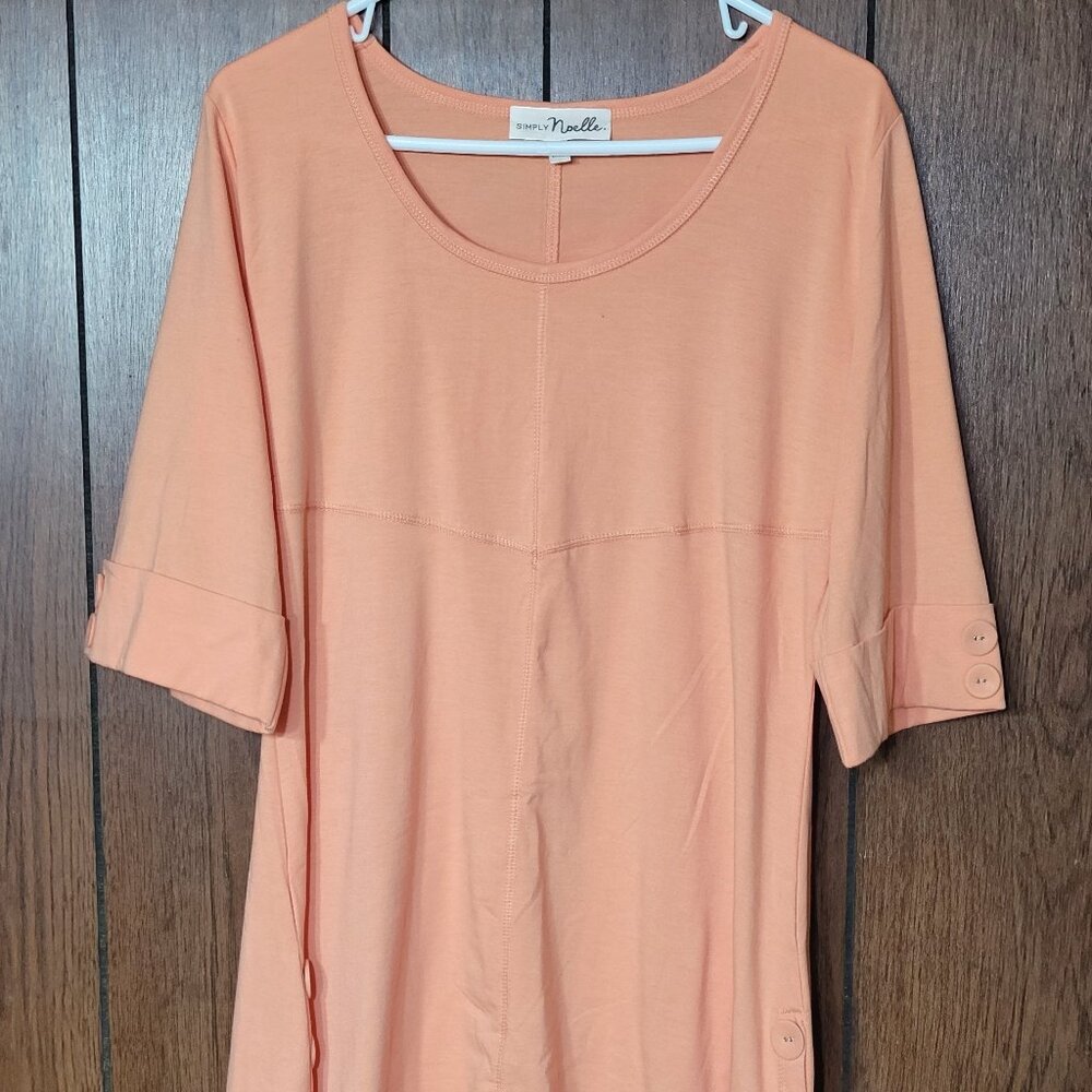 Simply Noelle Women Salmon Short Sleeve Tunic Top Scoop Neck Sharkbite Hem L/XL
